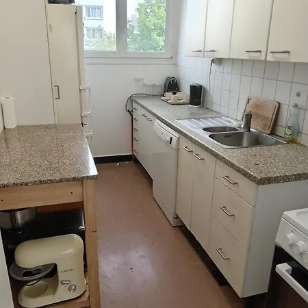 Double Lumineuse Centre Deux Pas Du Metro 巴黎